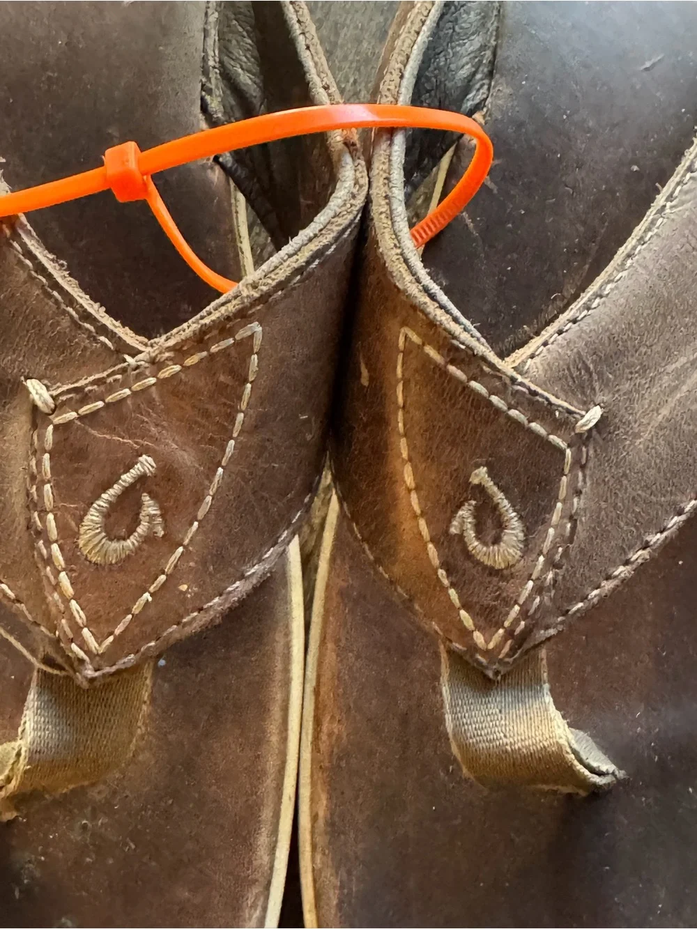 Olukai Men's Brown Leather Flip Sandals - Casual Comfort Men’s 13